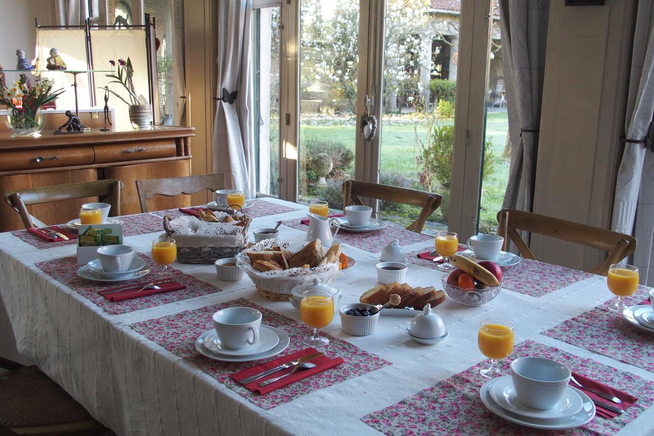 Manoir De Bois En Ardres B&B 외부 사진